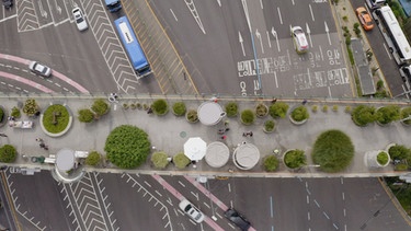Von der Stadtautobahn zum linearen Park: Der Seoullo in Seoul Korea von MVRDV  | Bild: BR