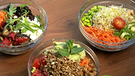 Mahlzeit in Schale: Wie gesund sind Bowls? | Bild: BR