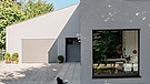 Straßenseite | Bild: BR / Sabine Reeh