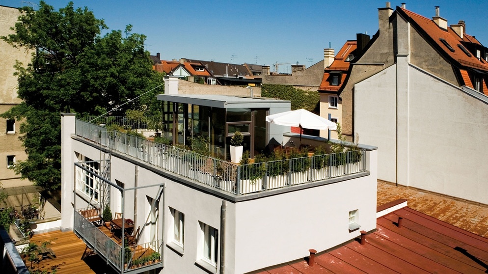Ein Haus in zweiter Reihe | Bild: Severin Vogl