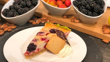 Mirabellen-Brombeer-Kuchen mit Frangipanmasse | Bild: BR