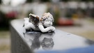Engel auf Grabstein | Bild: picture-alliance/dpa